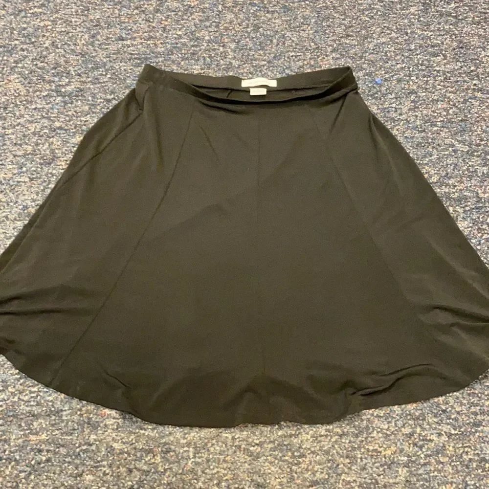 Liz Claiborne Fit and Flare Black Skirt sz. M